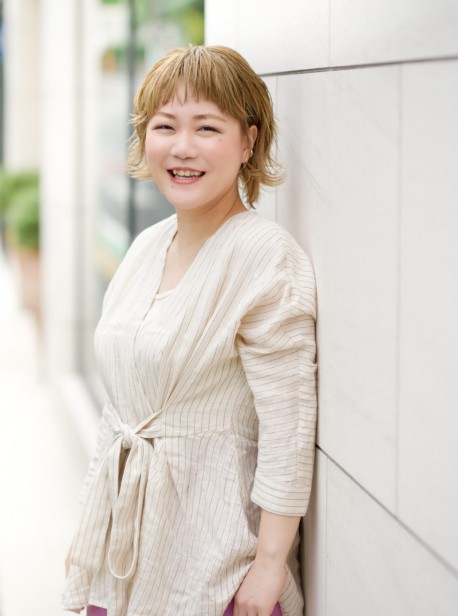 小原 章代 原宿の女性スタッフのみの美容室 美容院plusloungeプルースラウンジ 小原 章代 原宿の女性スタッフのみの美容室 美容院plusloungeプルースラウンジ